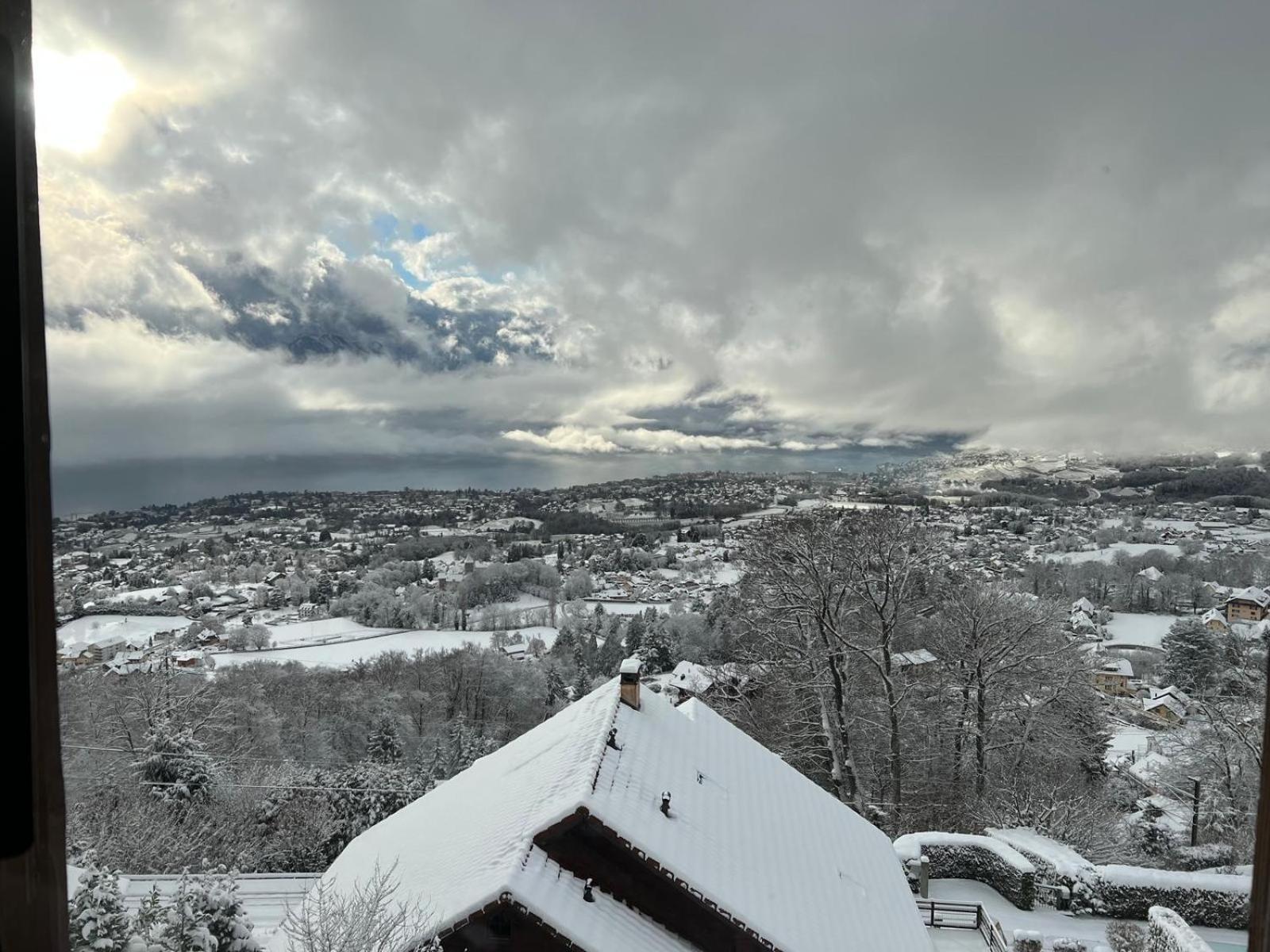 Swiss Chalet - Mountain And Lake View Blonay Екстер'єр фото
